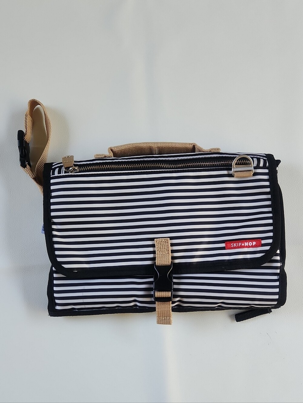 Skip Hop Pronto Changing Station NWOT